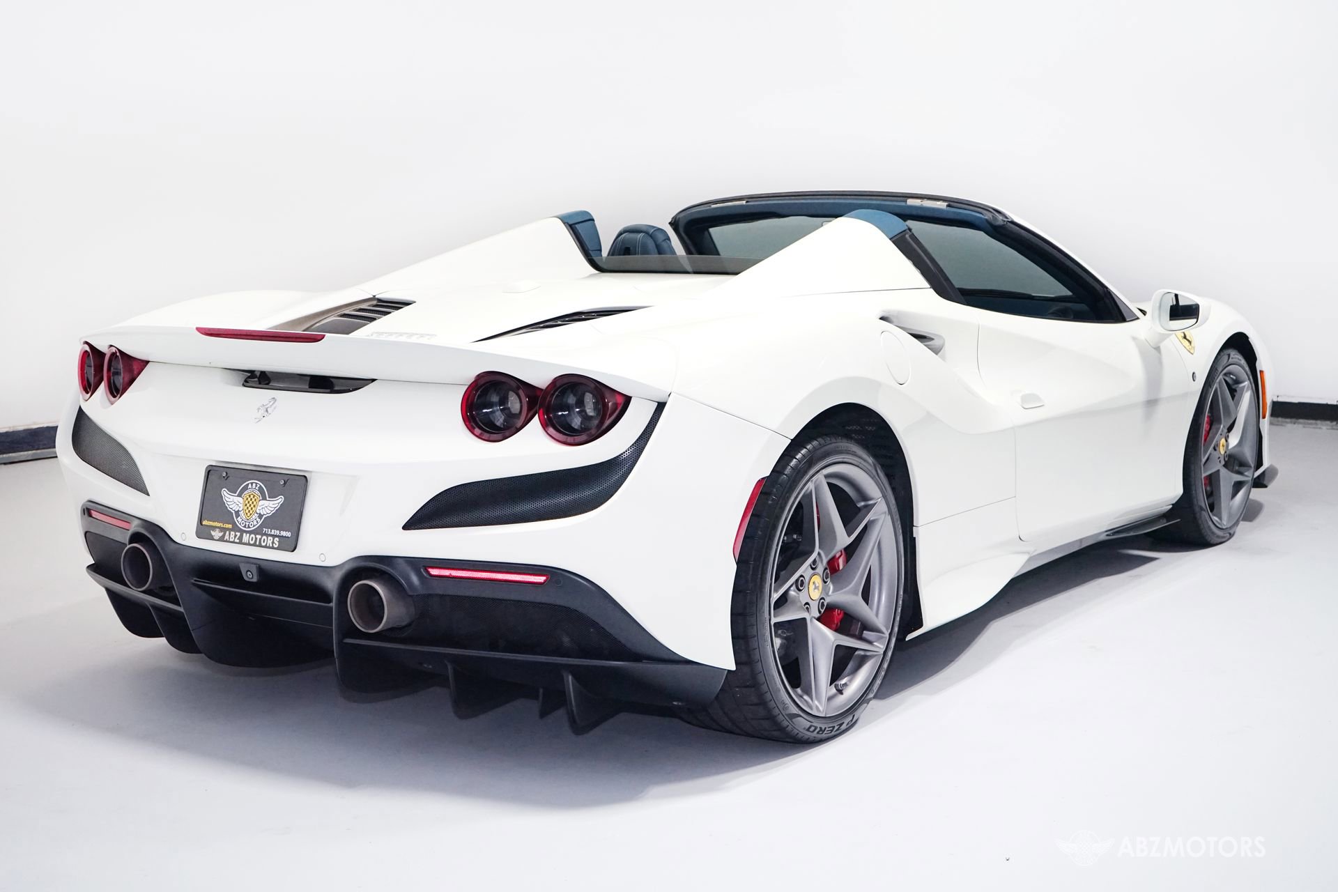 Used 2021 Ferrari F8 Tributo image 6
