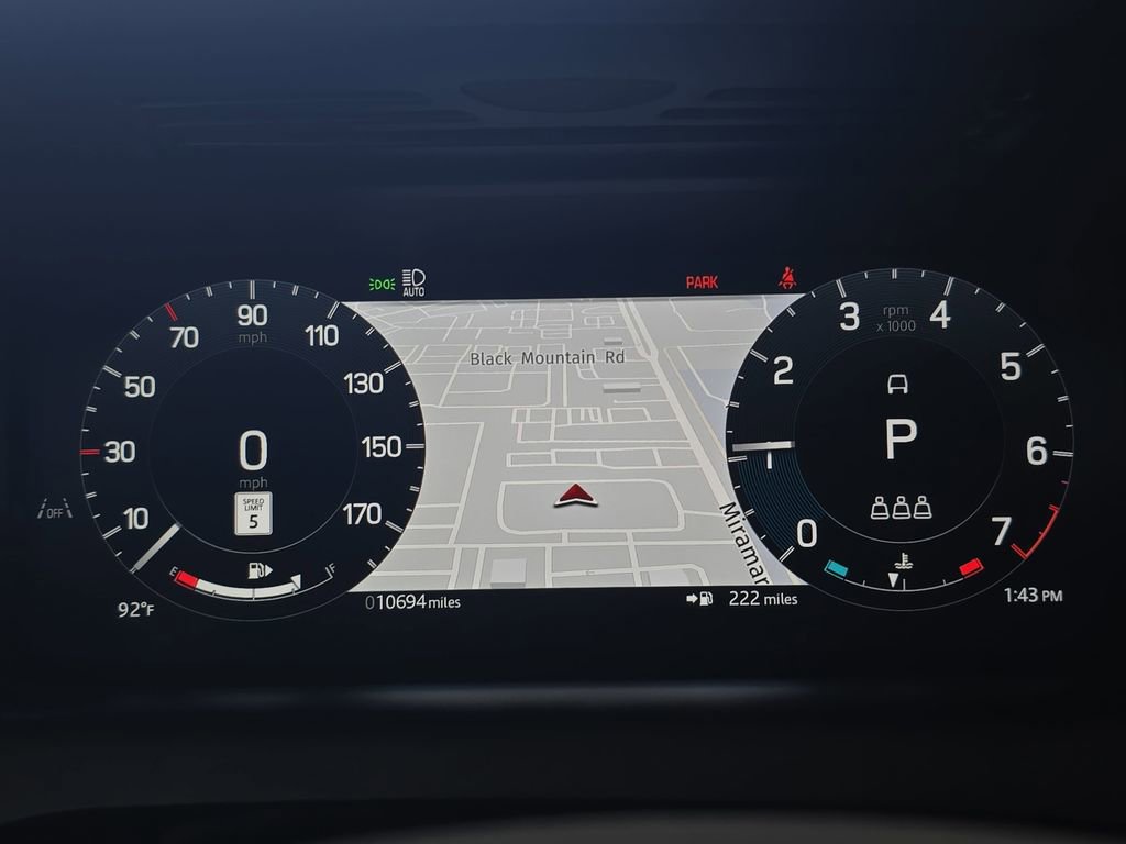 Certified 2025 Land Rover Discovery Sport Dynamic SE AWD/4WD image 19