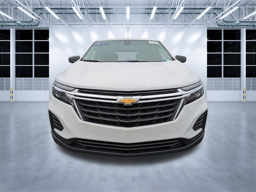 Used 2023 Chevrolet Equinox LS w/ LS Convenience Package image 9