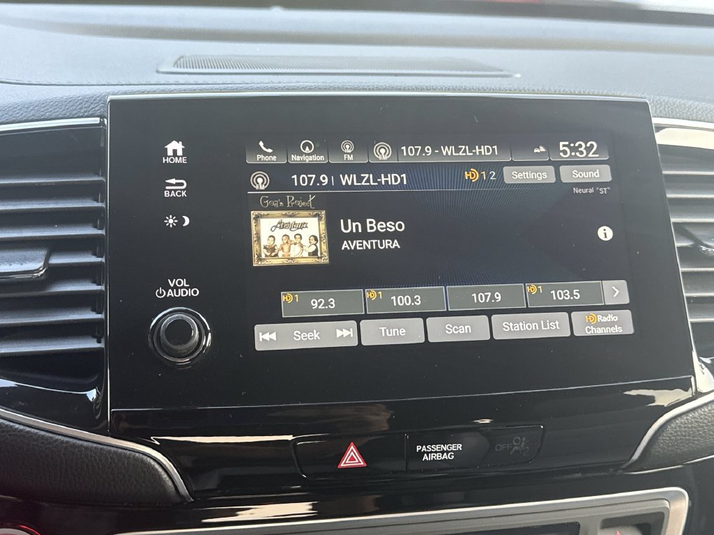 Used 2019 Honda Pilot Touring image 12