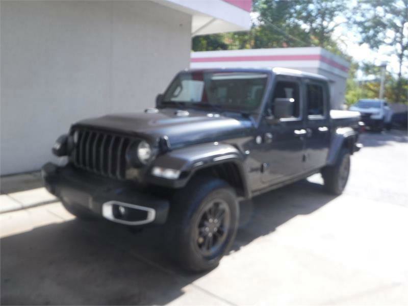 Used 2021 Jeep Gladiator Sport image 12