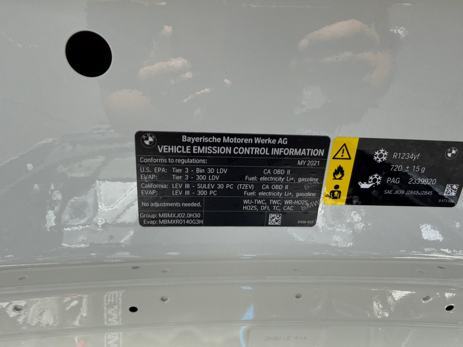 Used 2021 BMW 330e w/ Driving Assistance Package RWD image 22
