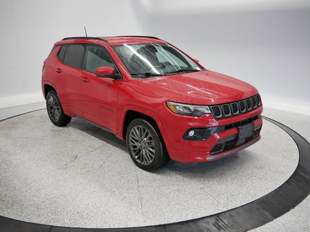 Certified 2023 Jeep Compass Limited image 14