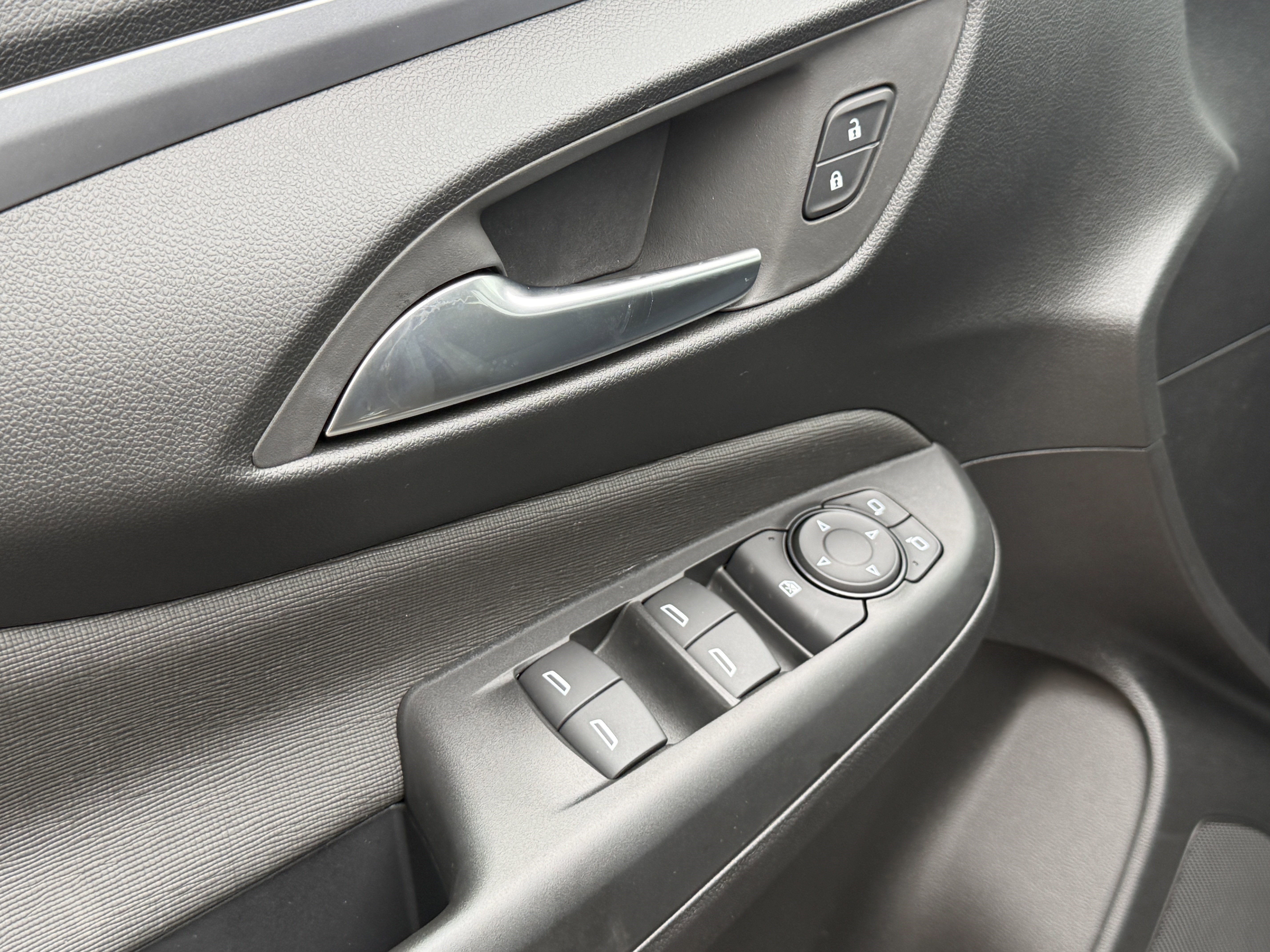 New 2026 Buick Envista Sport Touring w/ Convenience I Package FWD image 45