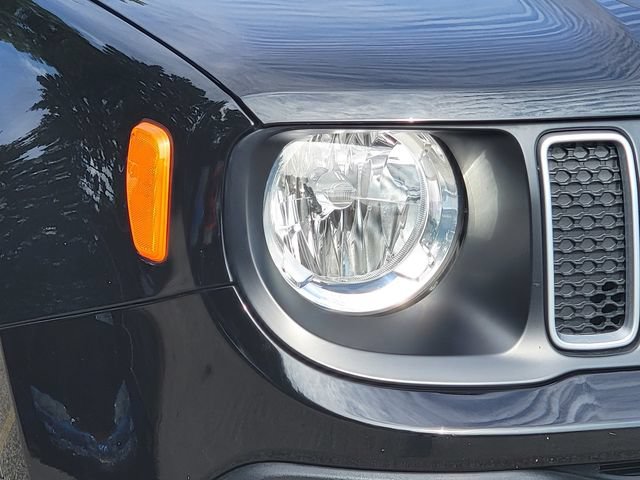 Certified 2023 Jeep Renegade Latitude AWD/4WD image 16