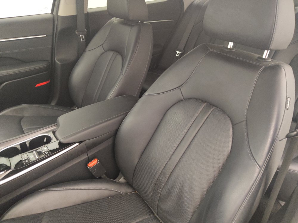 Used 2022 Hyundai Sonata Limited FWD image 17