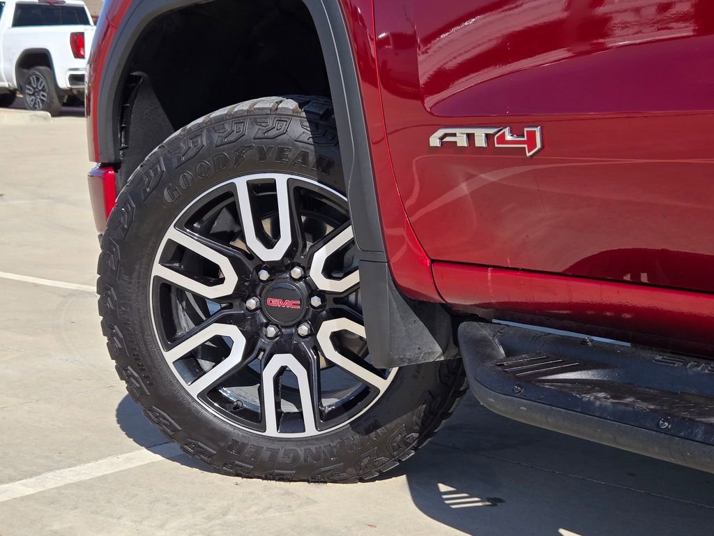 Used 2025 GMC Sierra 1500 AT4 w/ AT4 Premium Package image 32
