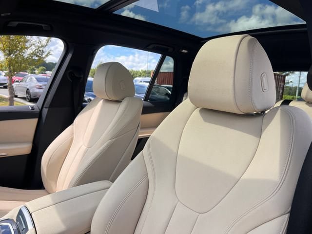 Used 2021 BMW X5 sDrive40i w/ Premium Package RWD image 14