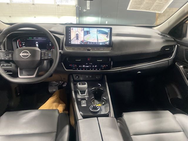 Certified 2025 Nissan Rogue SL w/ Tech Package image 27