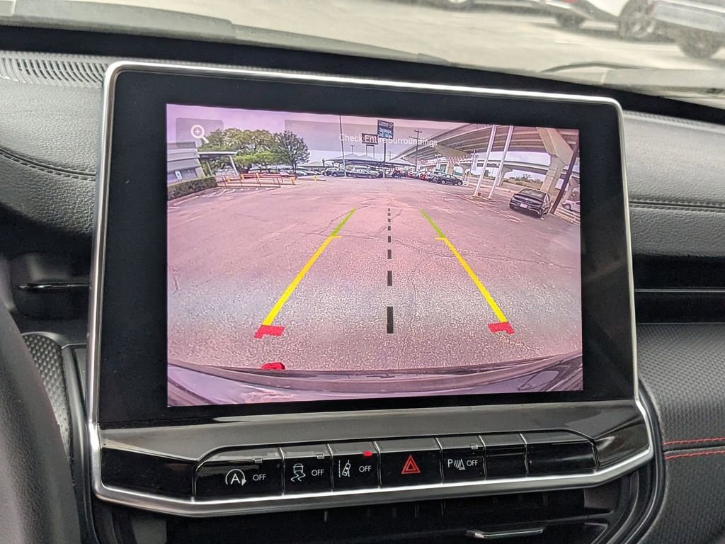 Used 2025 Jeep Compass Trailhawk image 11