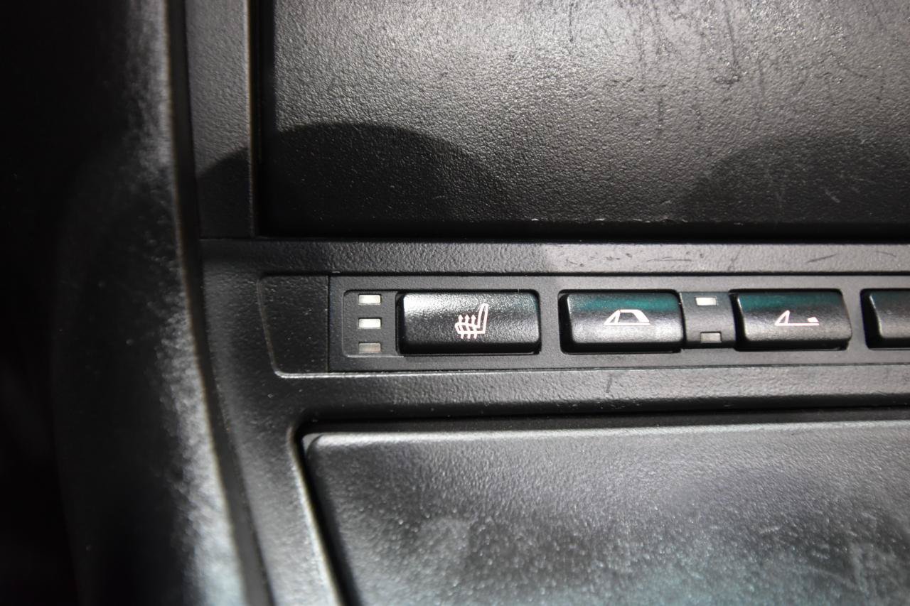 Used 2006 BMW 325Ci Convertible RWD image 29