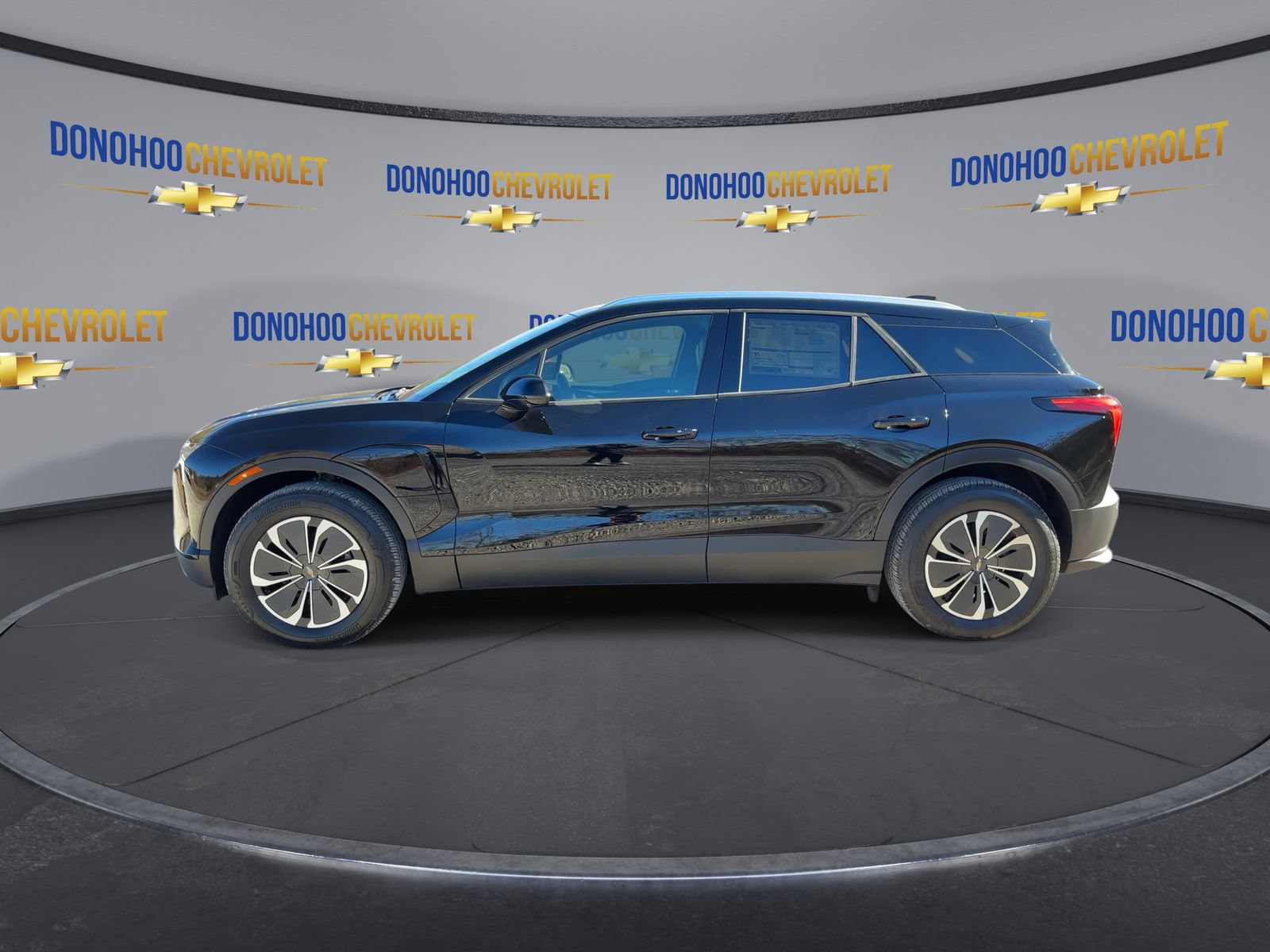 New 2025 Chevrolet Blazer EV LT AWD/4WD image 8