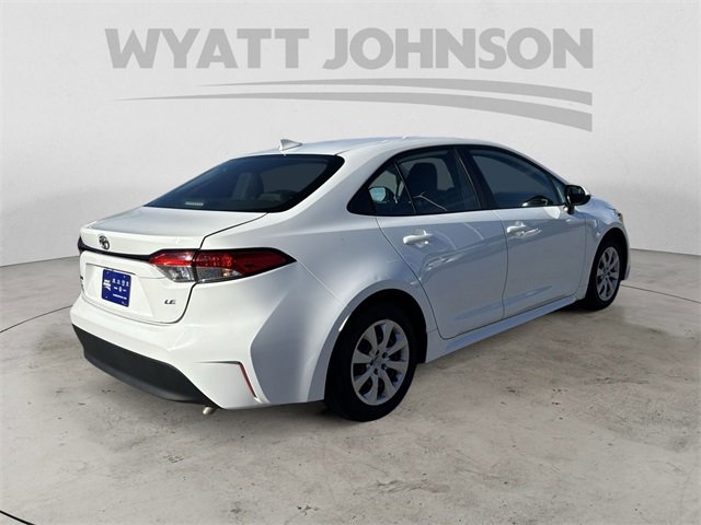 Used 2023 Toyota Corolla LE image 5