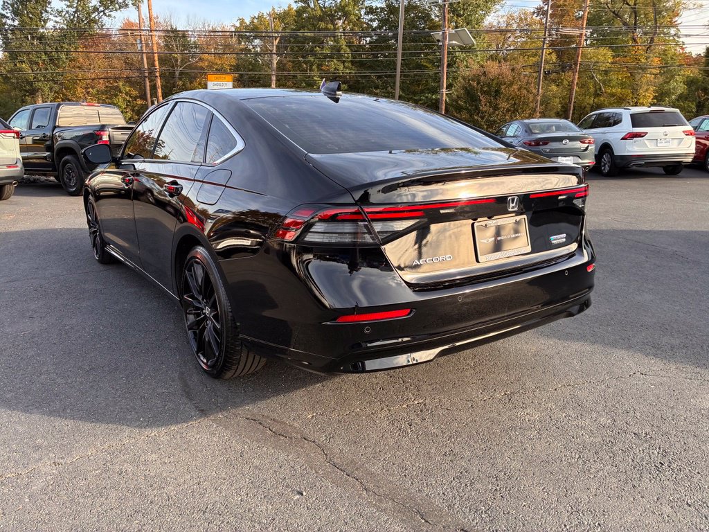 Used 2025 Honda Accord Touring image 5