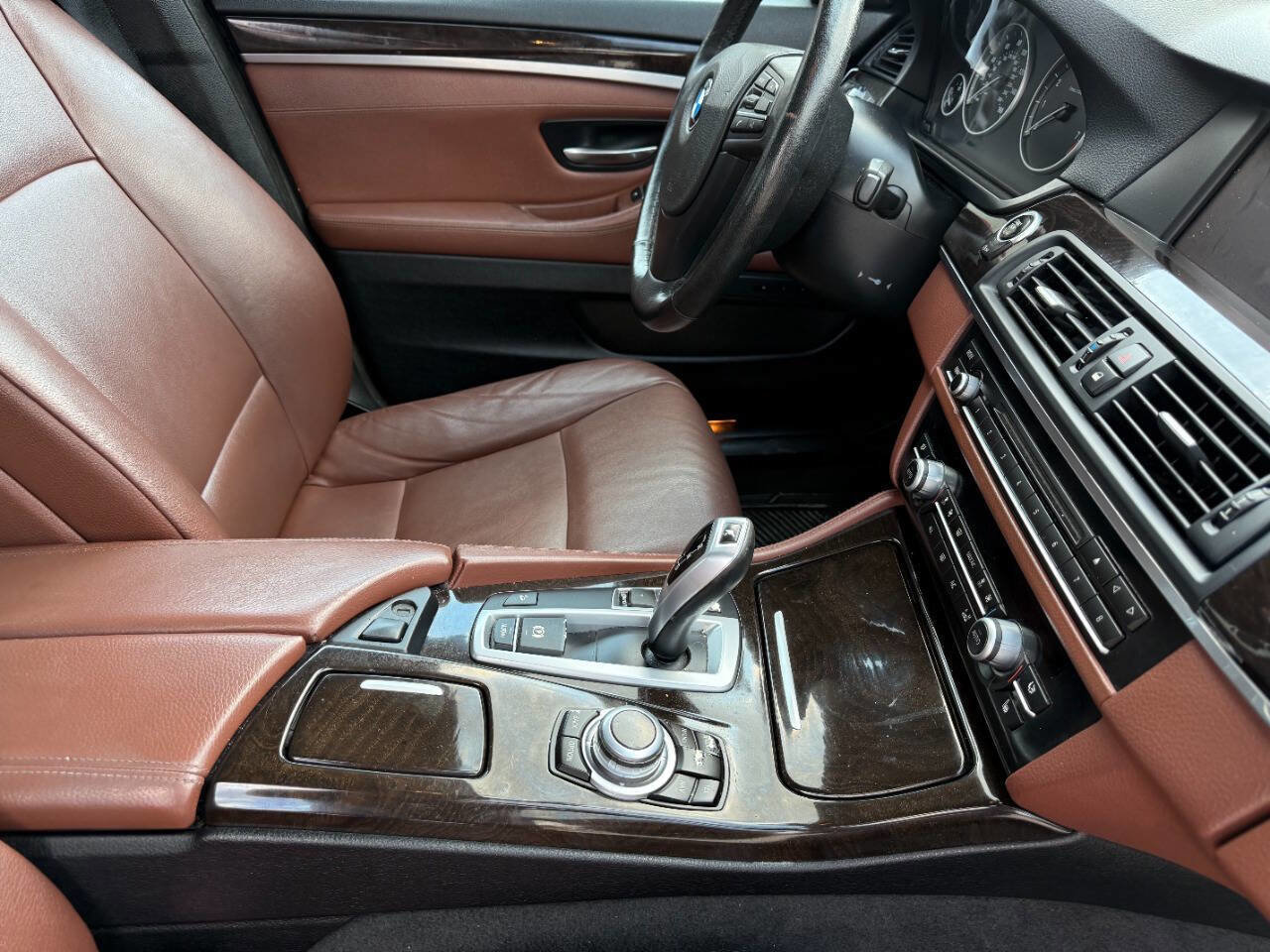 Used 2013 BMW 528i xDrive Sedan AWD/4WD image 10