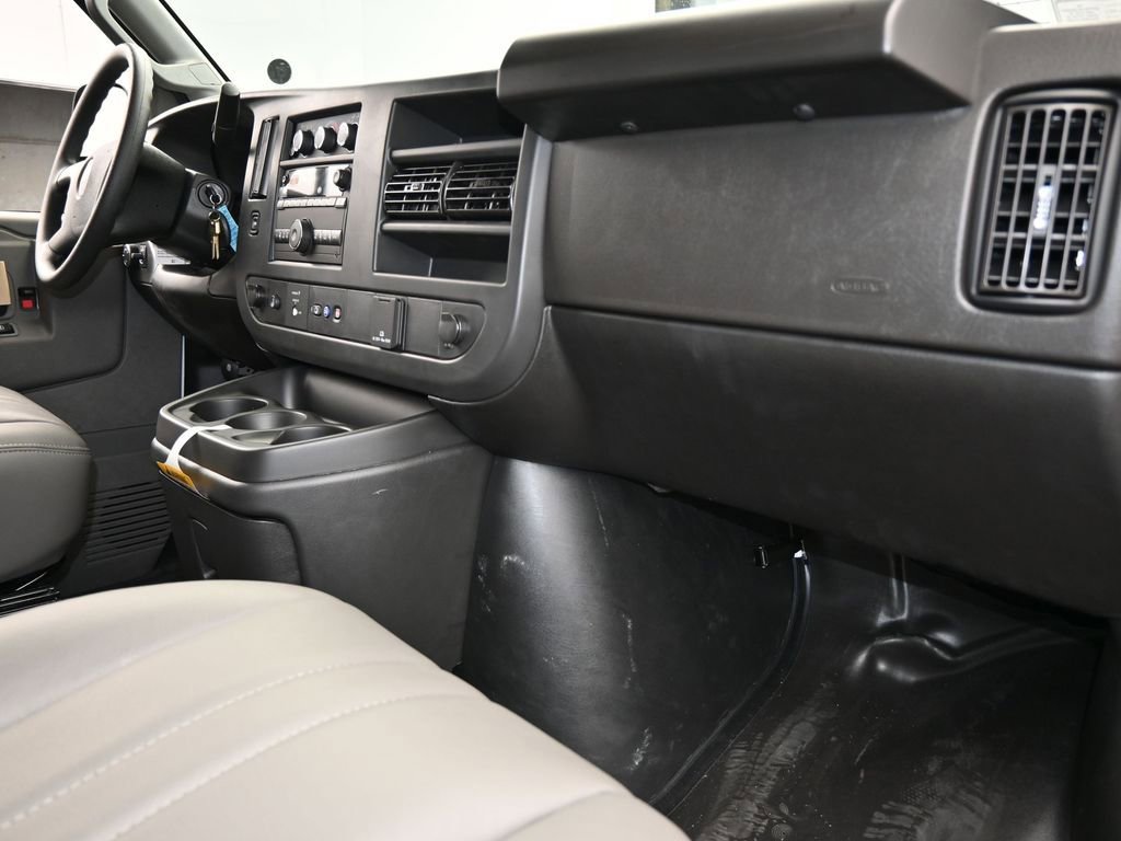 New 2025 Chevrolet Express 2500 w/ Driver Convenience Package image 36