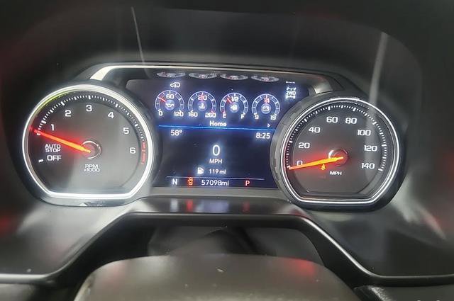 Used 2021 Chevrolet Suburban Z71 w/ Z71 Off-Road Package image 5