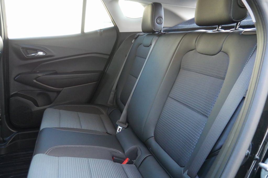 Used 2025 Chevrolet Trax LT w/ Driver Confidence Package image 26