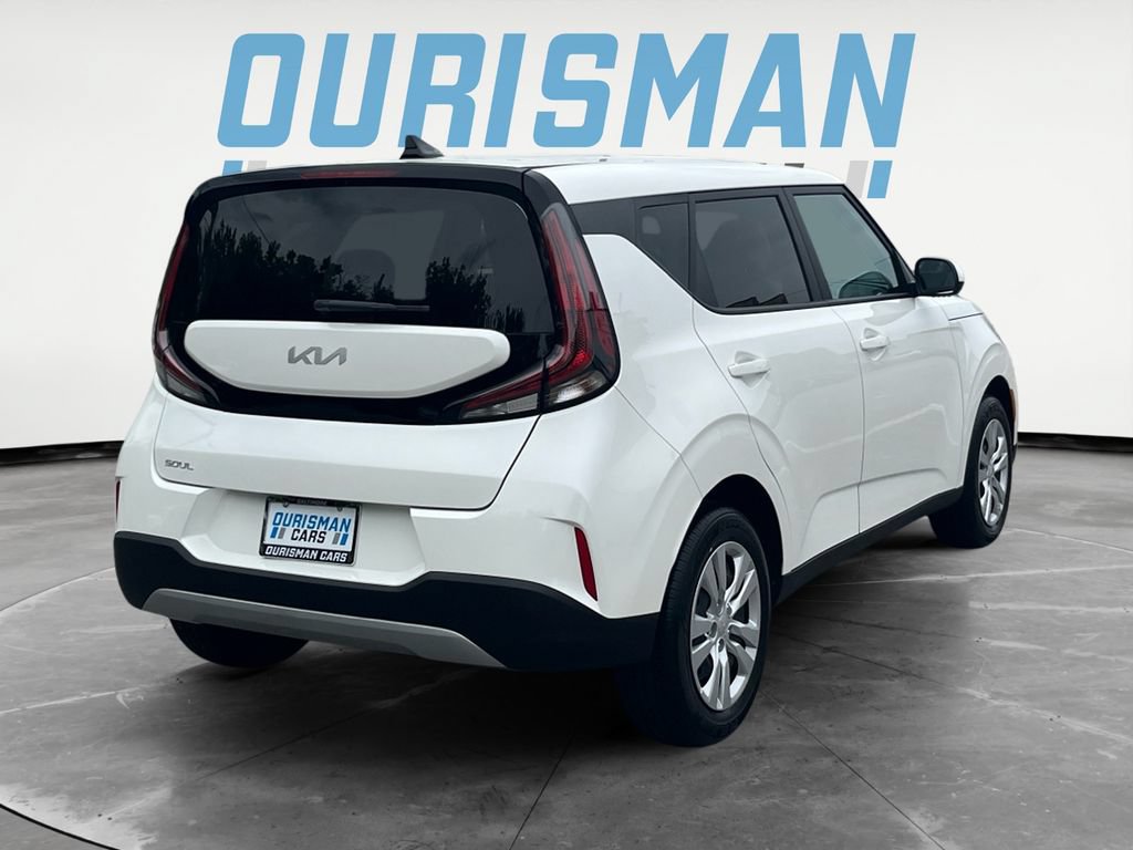 Certified 2025 Kia Soul LX FWD image 6