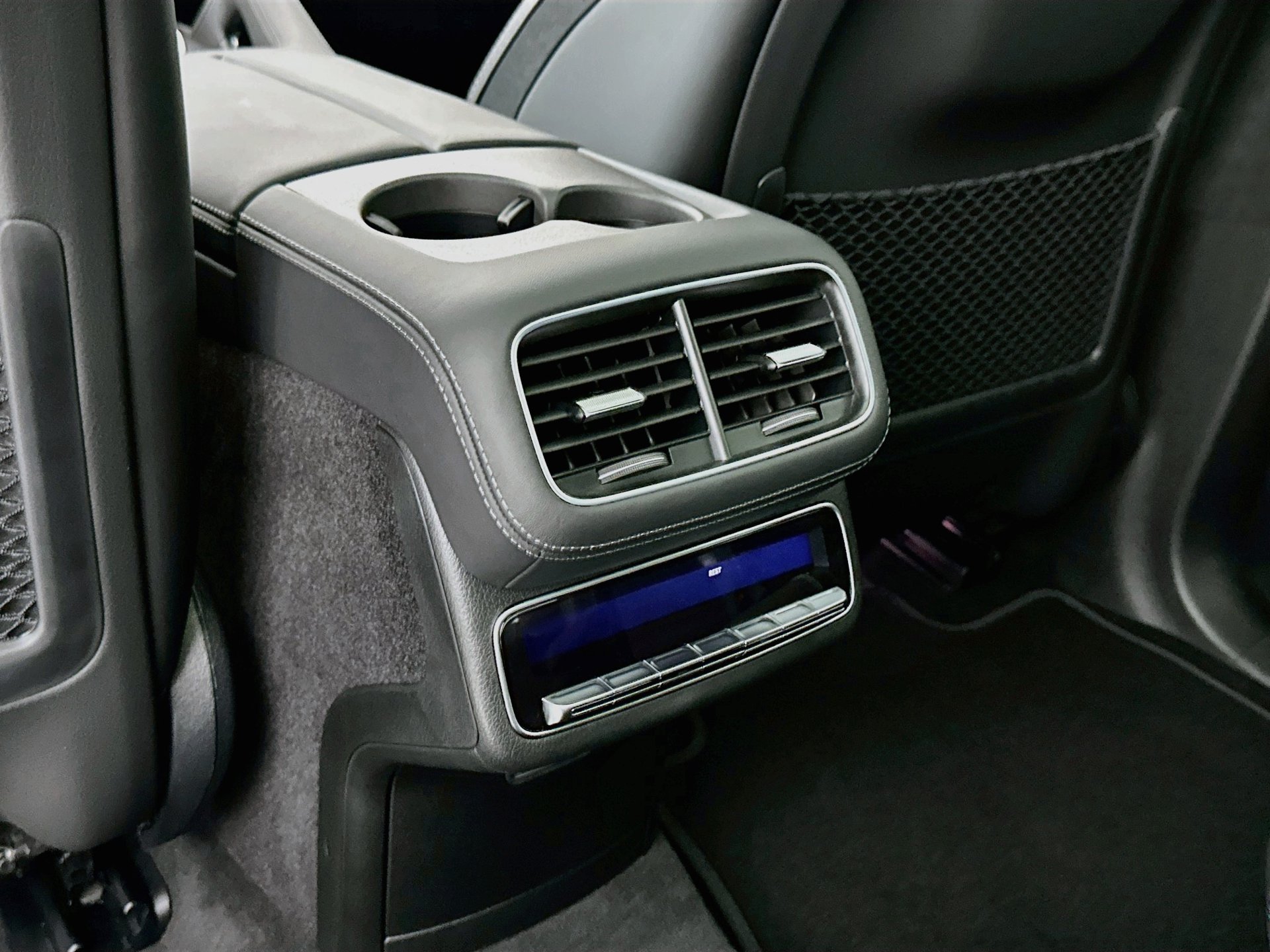 New 2026 Mercedes-Benz GLS 580 4MATIC image 29