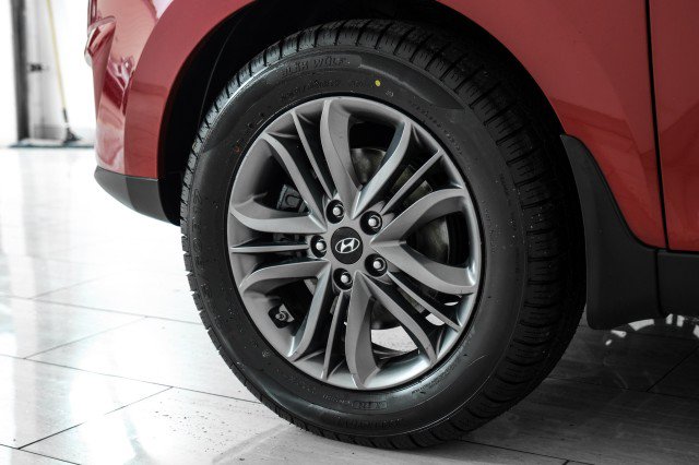 Used 2015 Hyundai Tucson SE AWD/4WD image 49