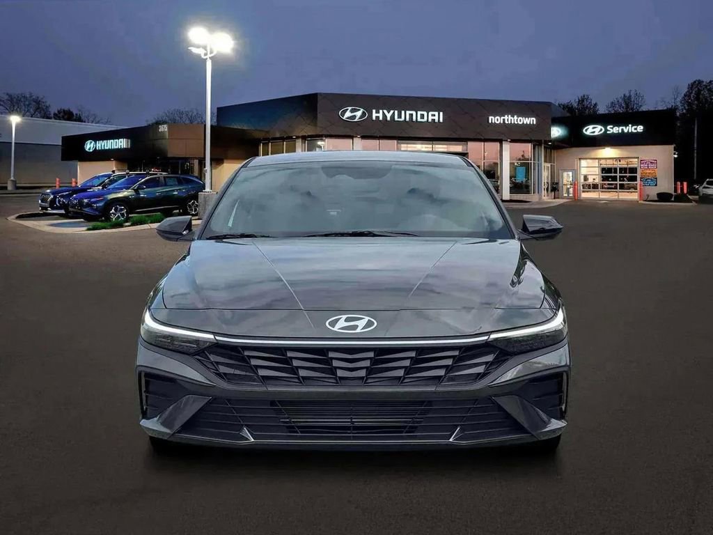 New 2026 Hyundai Elantra Sport FWD image 12