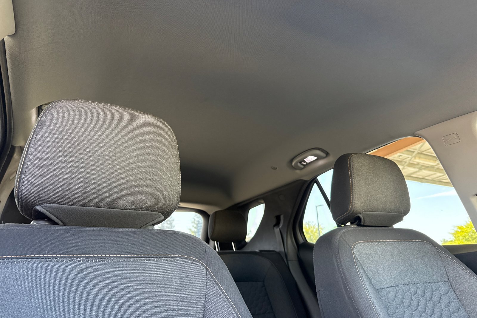 Used 2019 Chevrolet Equinox LT FWD image 26