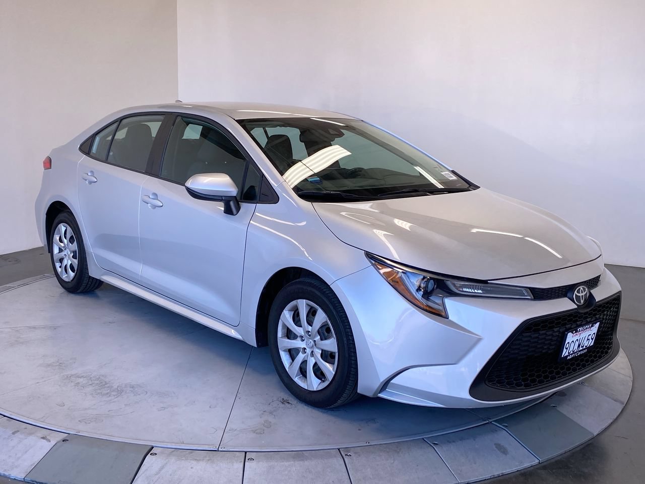 Used 2022 Toyota Corolla LE FWD image 7