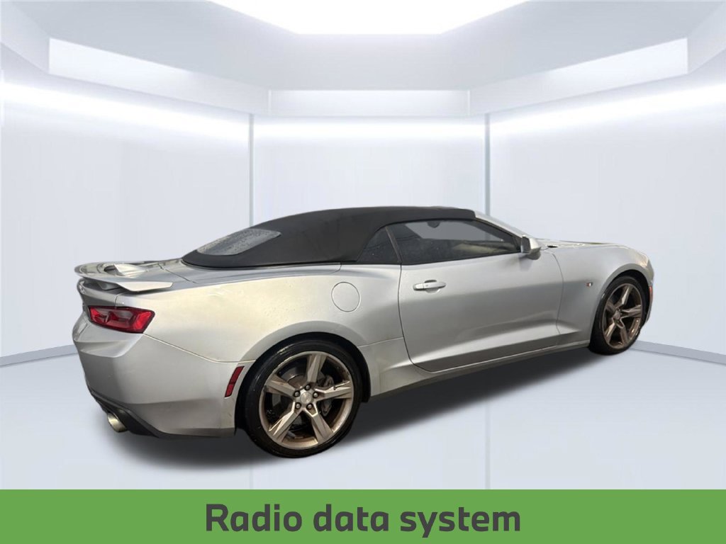 Used 2017 Chevrolet Camaro SS RWD image 11