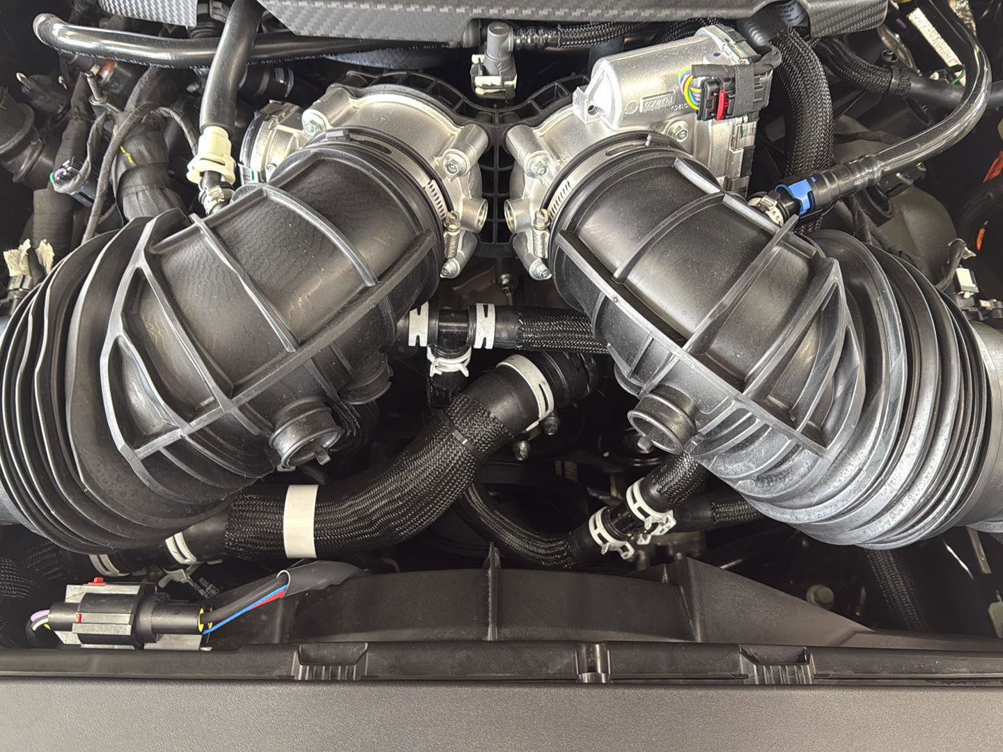 New 2025 Ford Mustang Dark Horse image 11