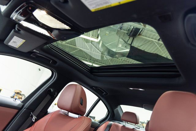 Certified 2025 BMW 330i xDrive Sedan w/ Premium Package image 13