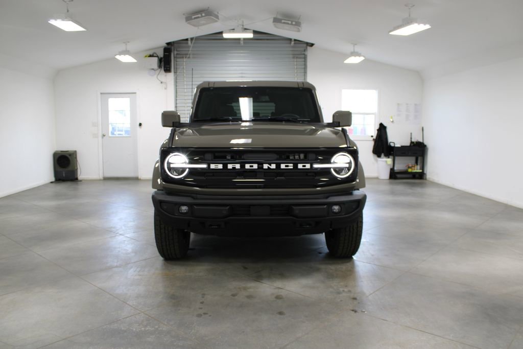 New 2026 Ford Bronco Outer Banks video 2