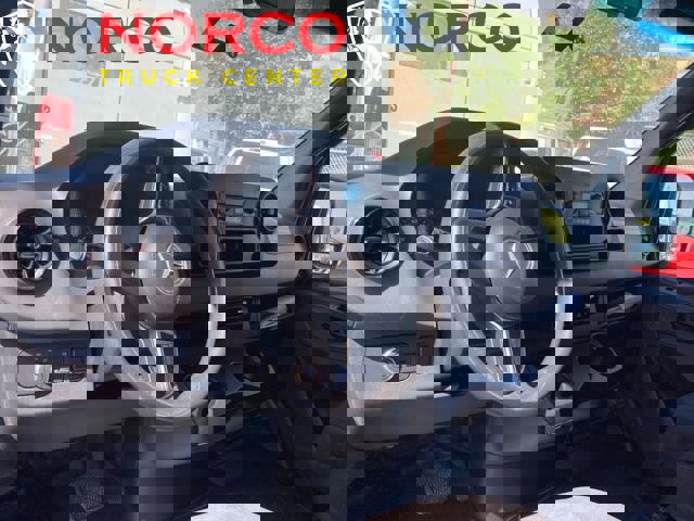 Used 2019 Mercedes-Benz Sprinter 144 image 8