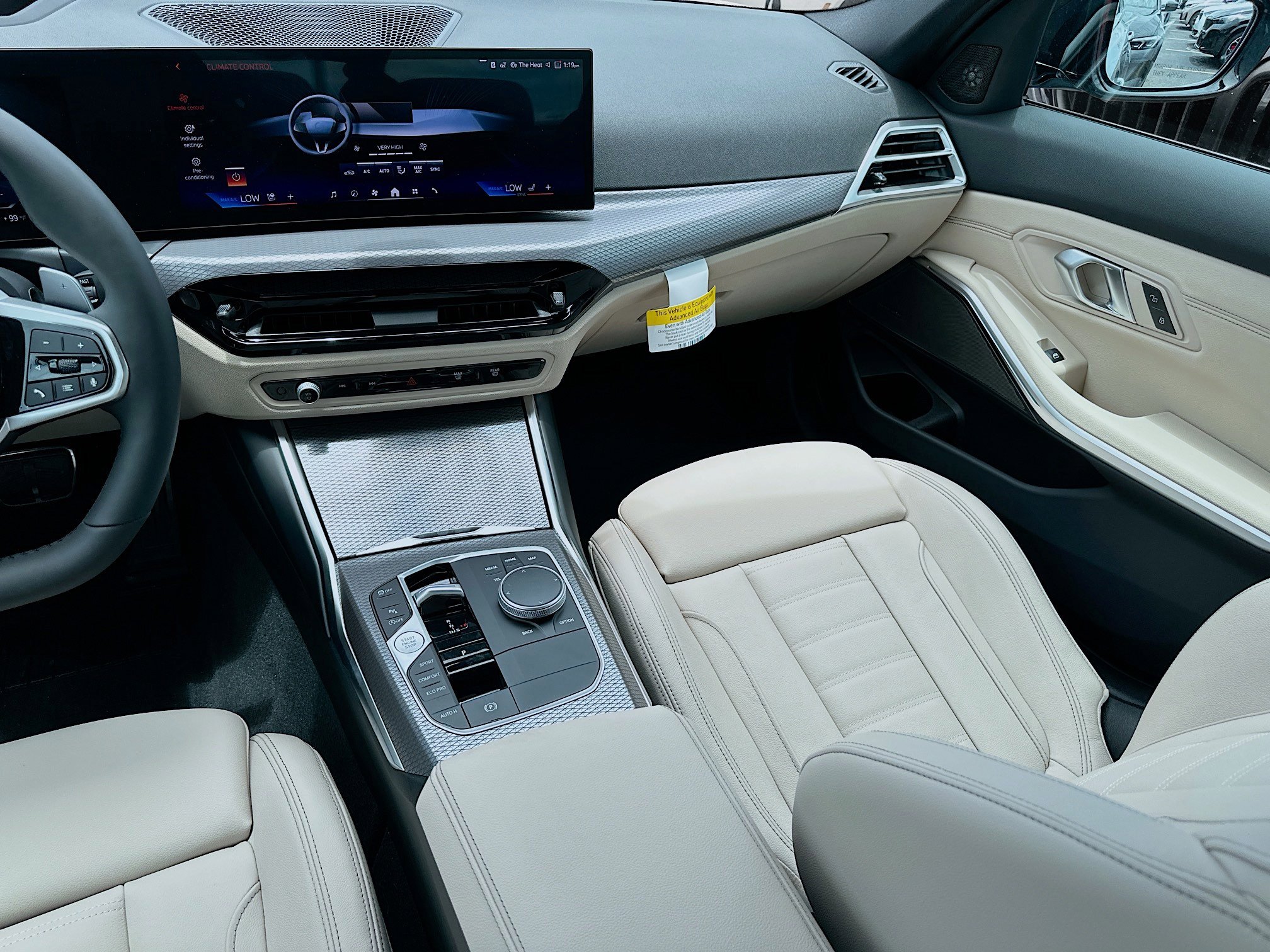 New 2026 BMW 330i Sedan w/ M Sport Package RWD image 18