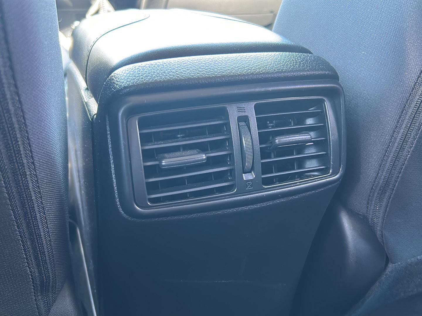 Used 2022 Nissan Rogue Sport S AWD/4WD image 16