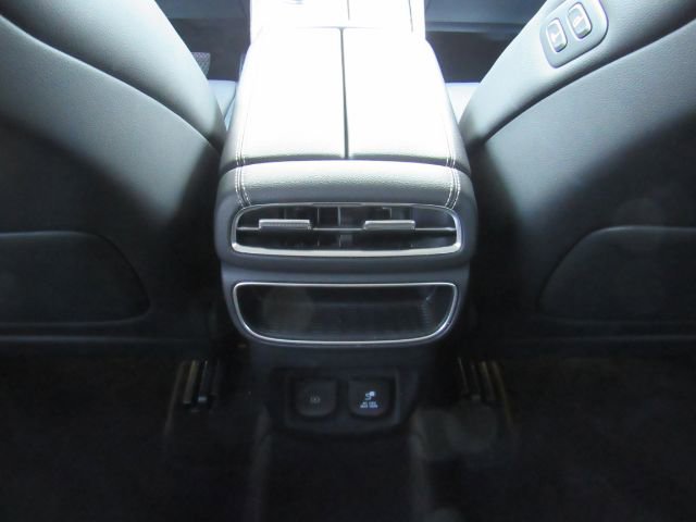 Used 2024 Genesis GV80 2.5T image 33