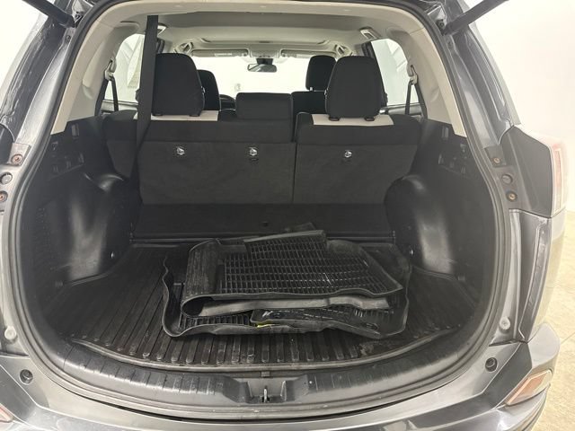 Used 2017 Toyota RAV4 XLE w/ All Weather Liner Package AWD/4WD image 23