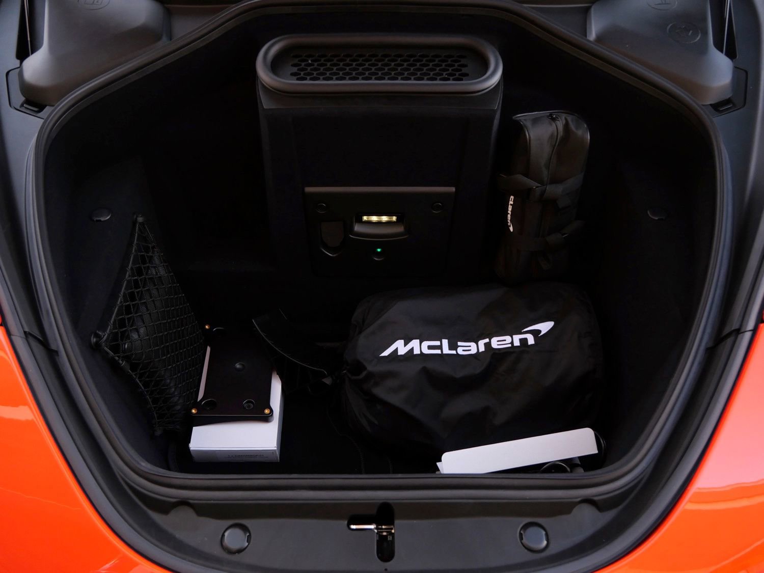 Used 2024 McLaren 750S Spider image 26
