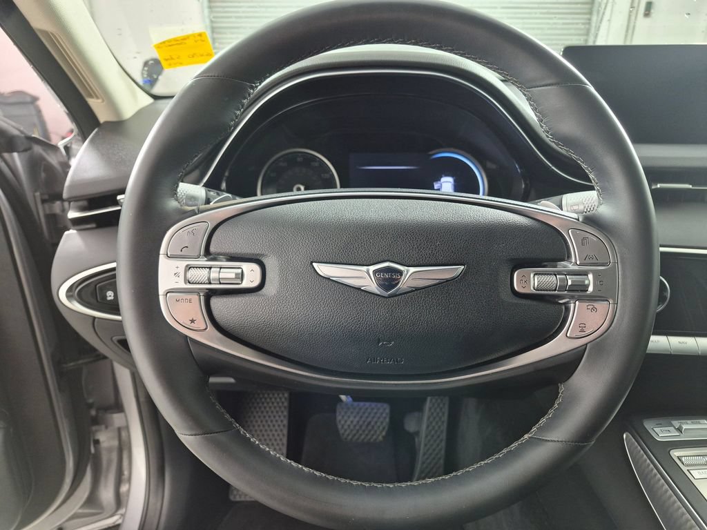 Used 2024 Genesis GV70 2.5T w/ Select Package AWD/4WD image 13