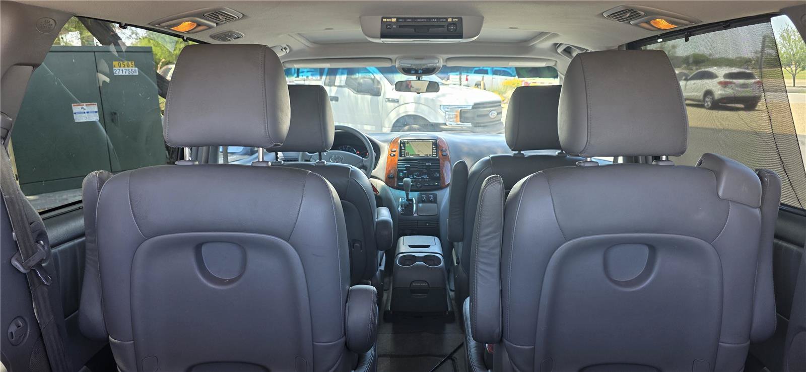 Used 2009 Toyota Sienna XLE FWD image 12