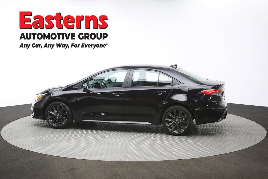 Used 2025 Toyota Corolla SE image 60