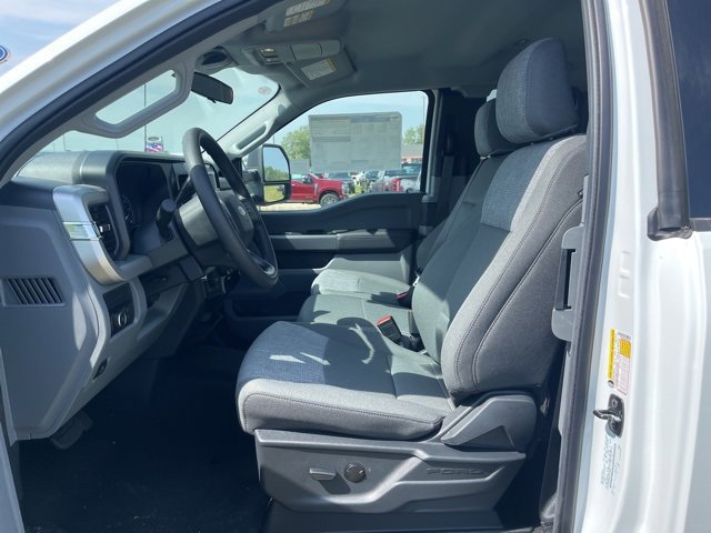 New 2025 Ford F350 XLT image 18