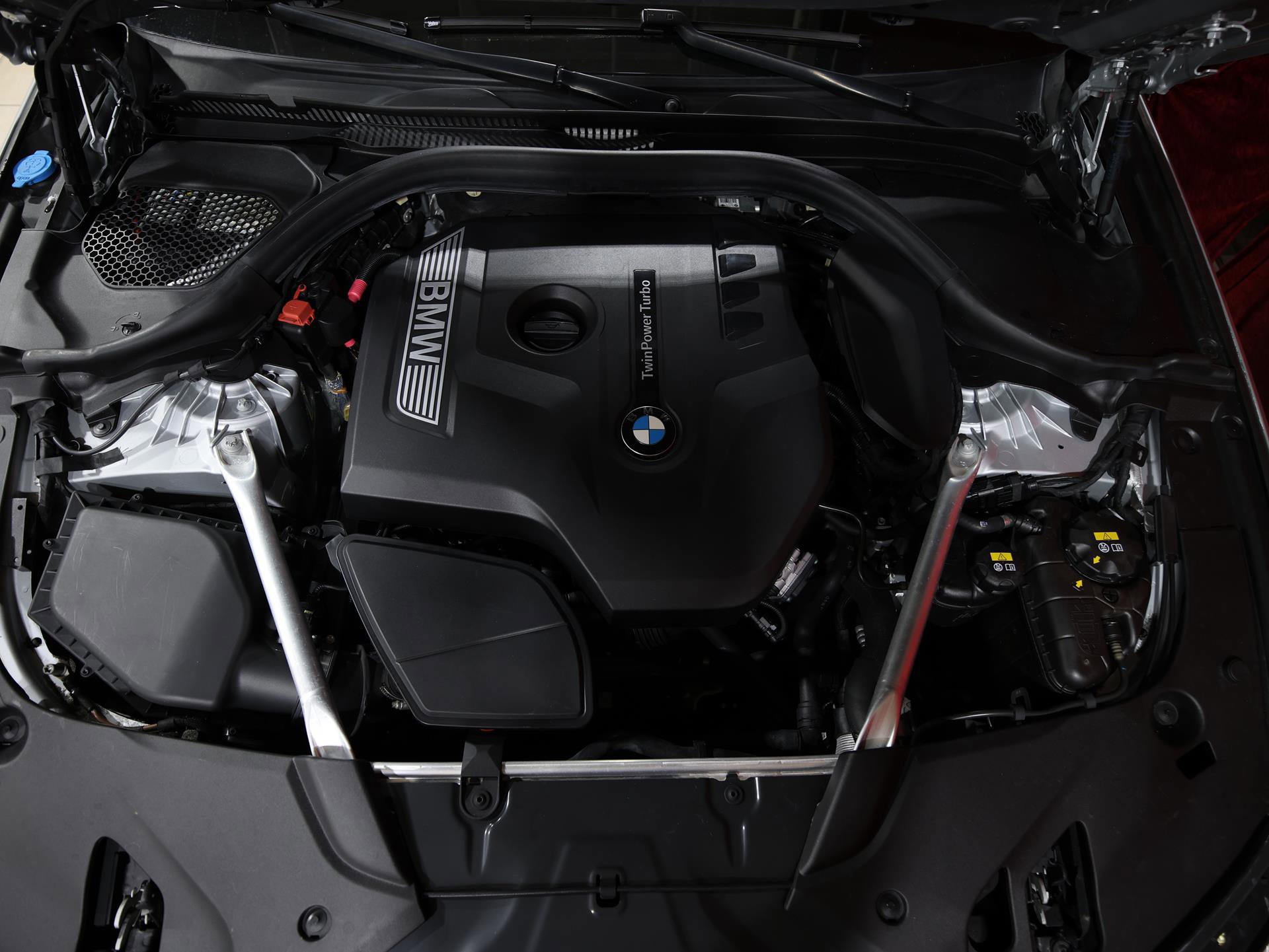 Used 2018 BMW 530i xDrive image 27