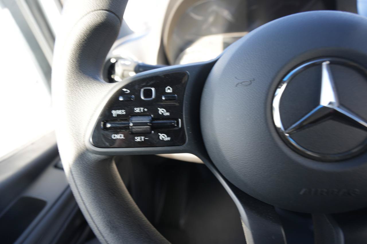 Used 2024 Mercedes-Benz Sprinter 2500 image 22