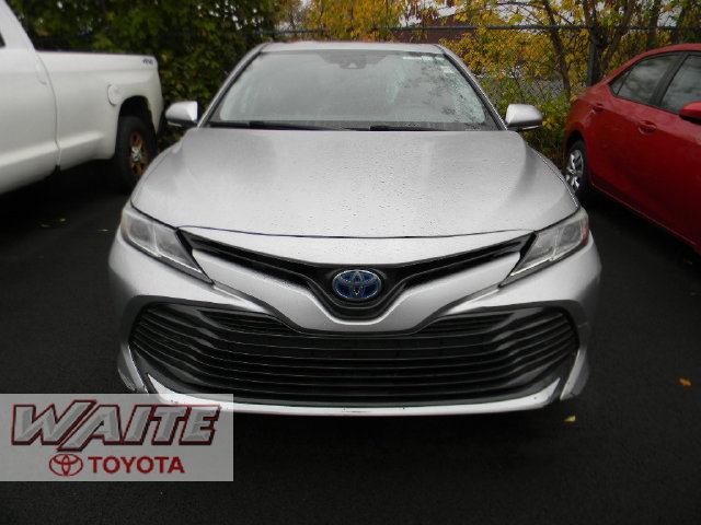 Used 2020 Toyota Camry LE w/ Sunroof Package FWD image 2