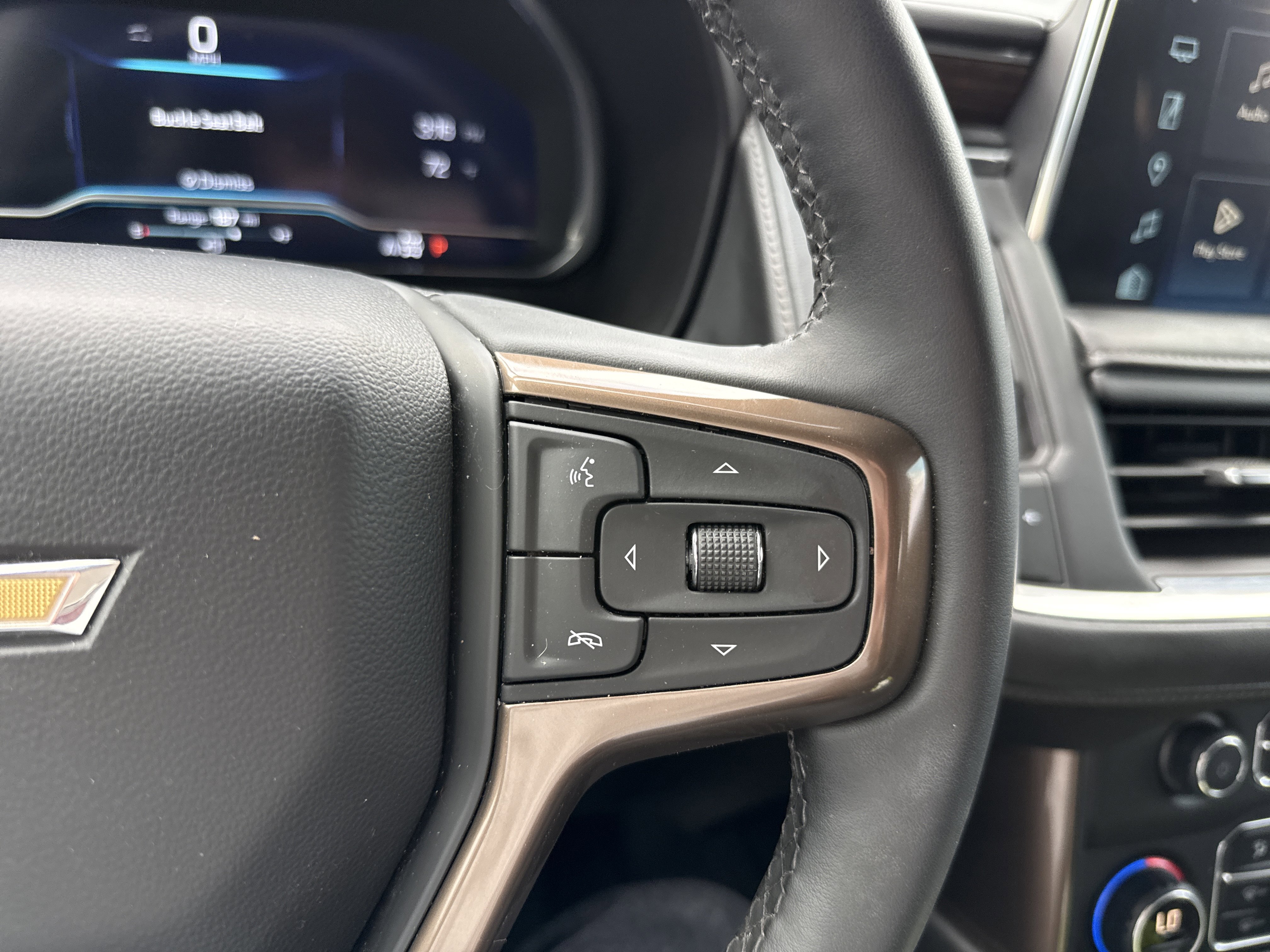 Used 2023 Chevrolet Tahoe High Country AWD/4WD image 20