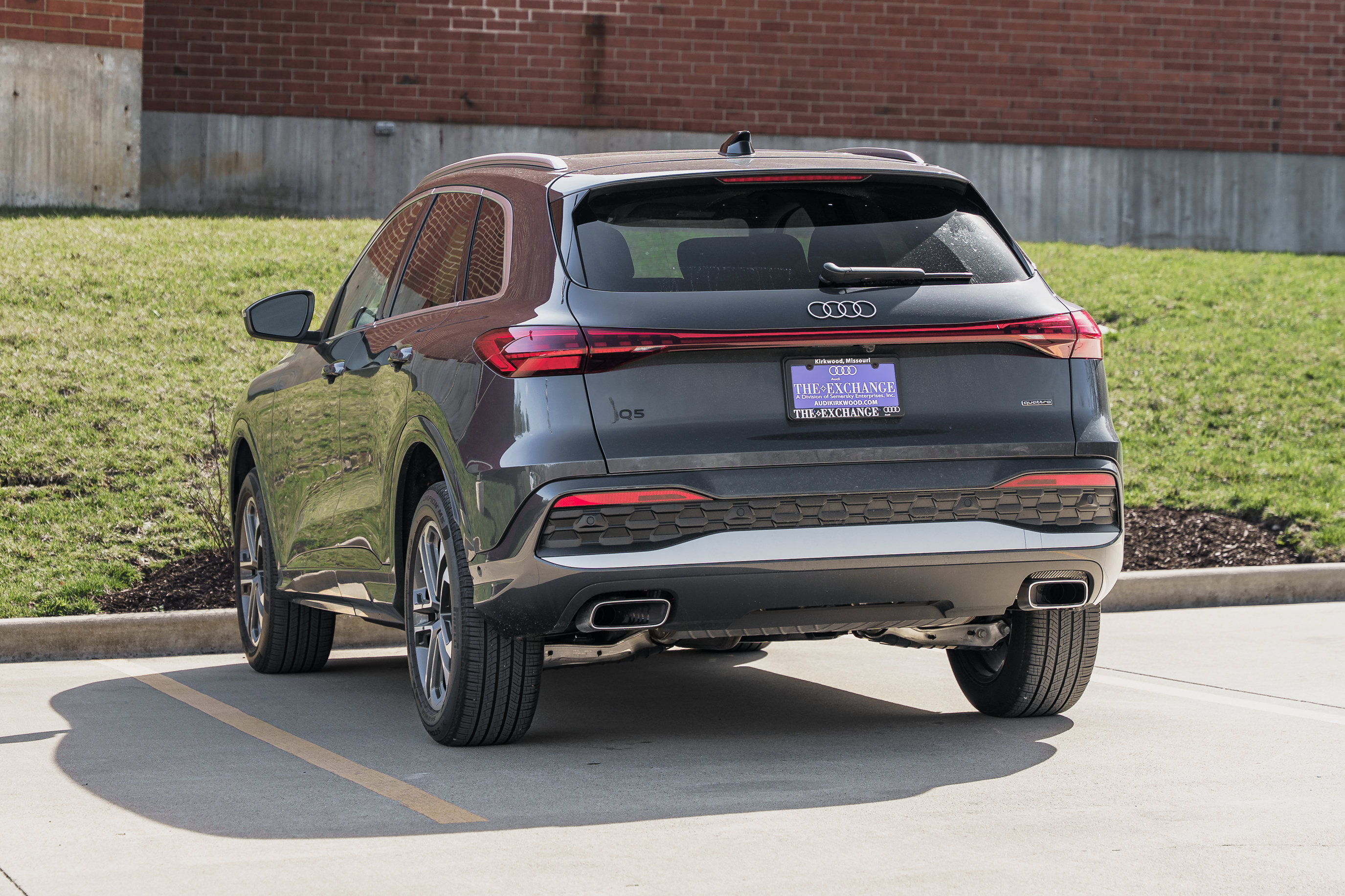 Certified 2025 Audi Q5 Premium w/ Convenience Package image 5