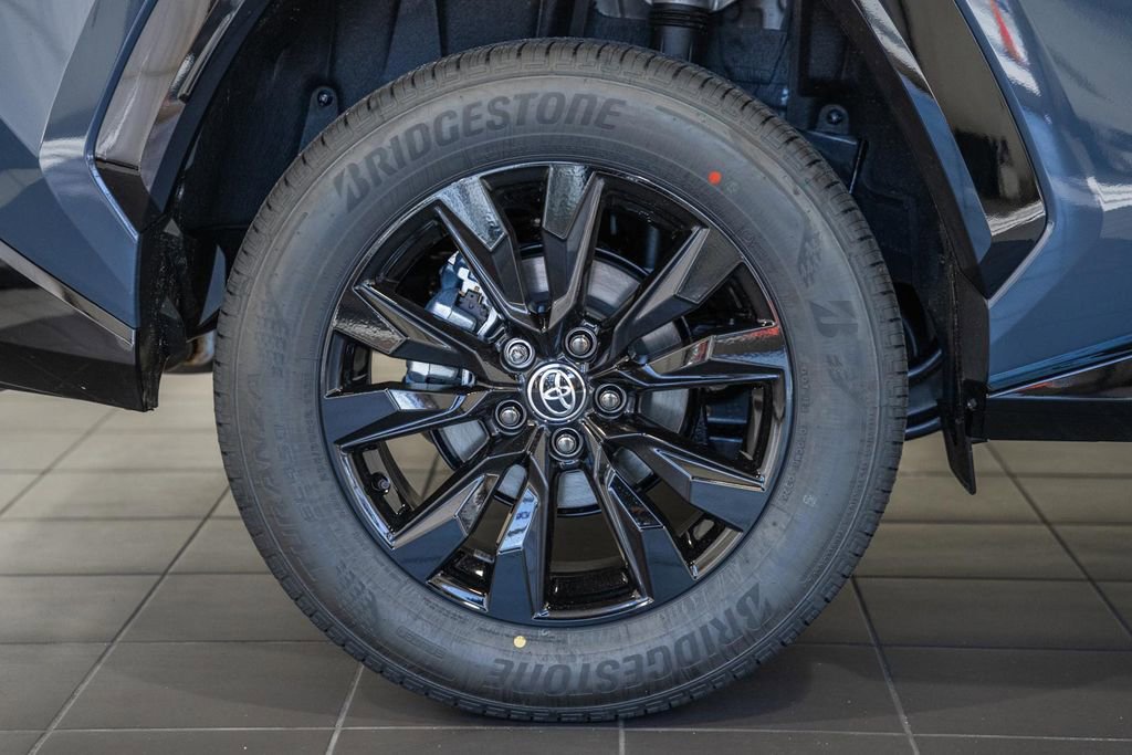 New 2026 Toyota RAV4 SE image 18