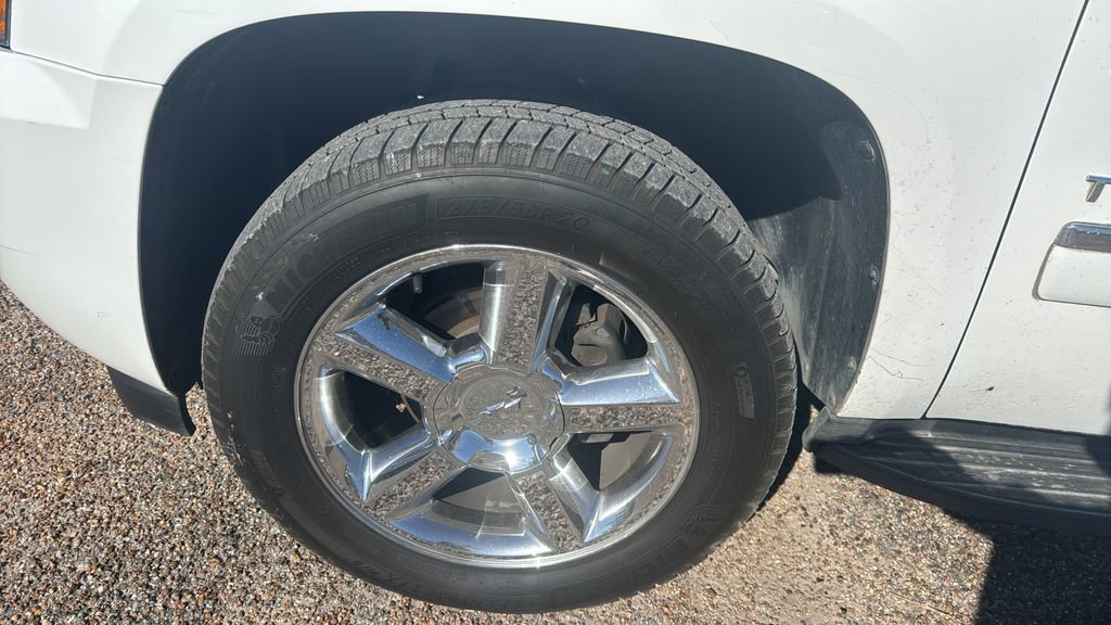 Used 2012 Chevrolet Tahoe LTZ image 19