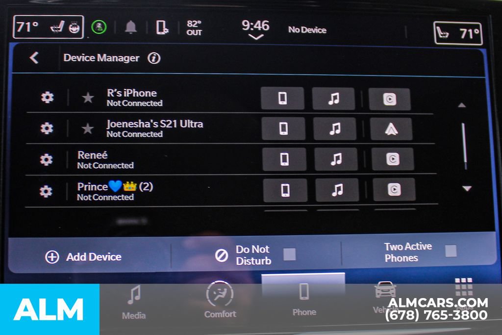 Used 2023 Chrysler Pacifica Touring-L FWD image 34